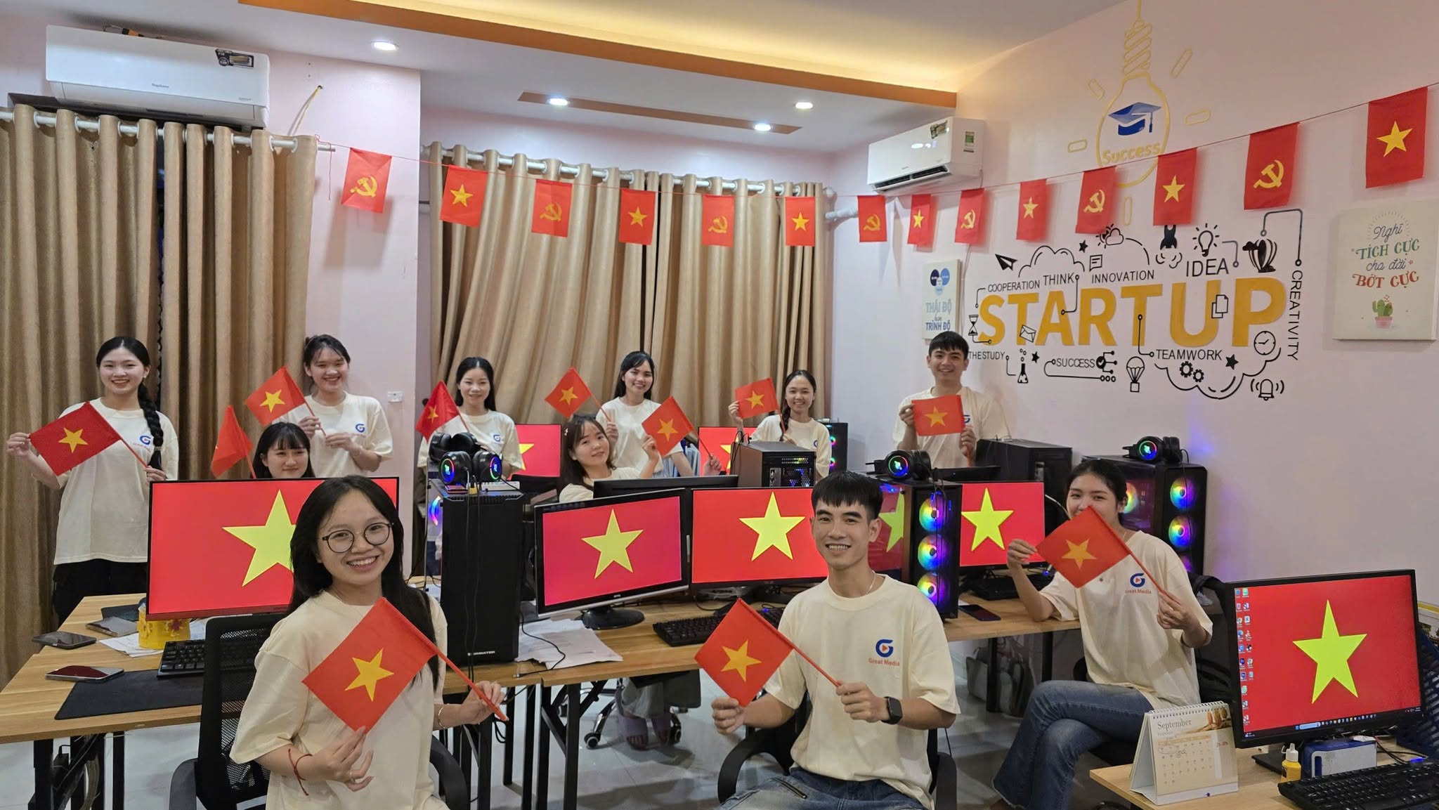 RỰC RỠ SẮC ĐỎ GREAT MEDIA: TỰ HÀO TINH THẦN TỔ QUỐC HƯỚNG VỀ NGÀY TẾT ĐỘC LẬP 2/9