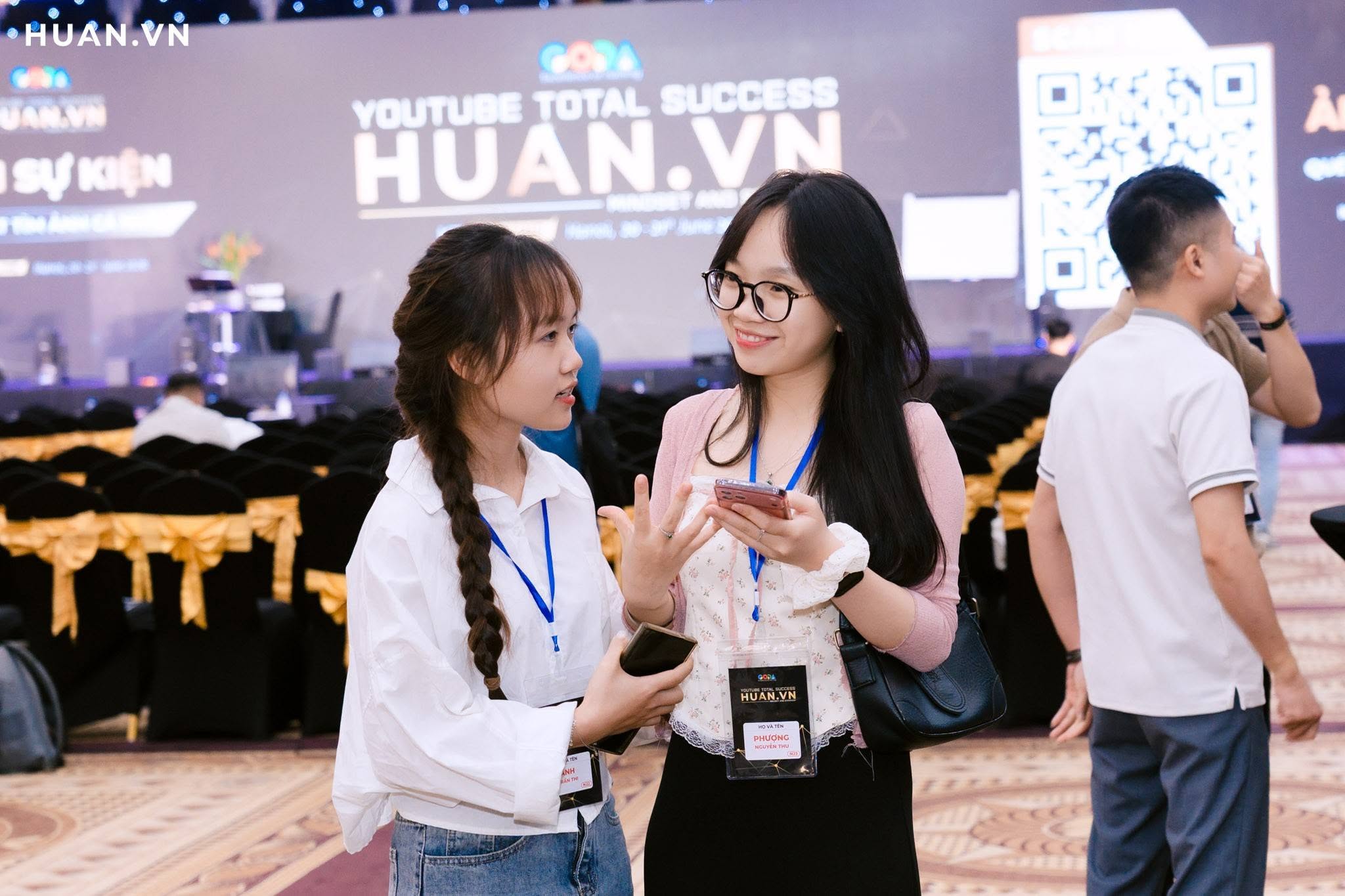 Học tập cũng Great Media